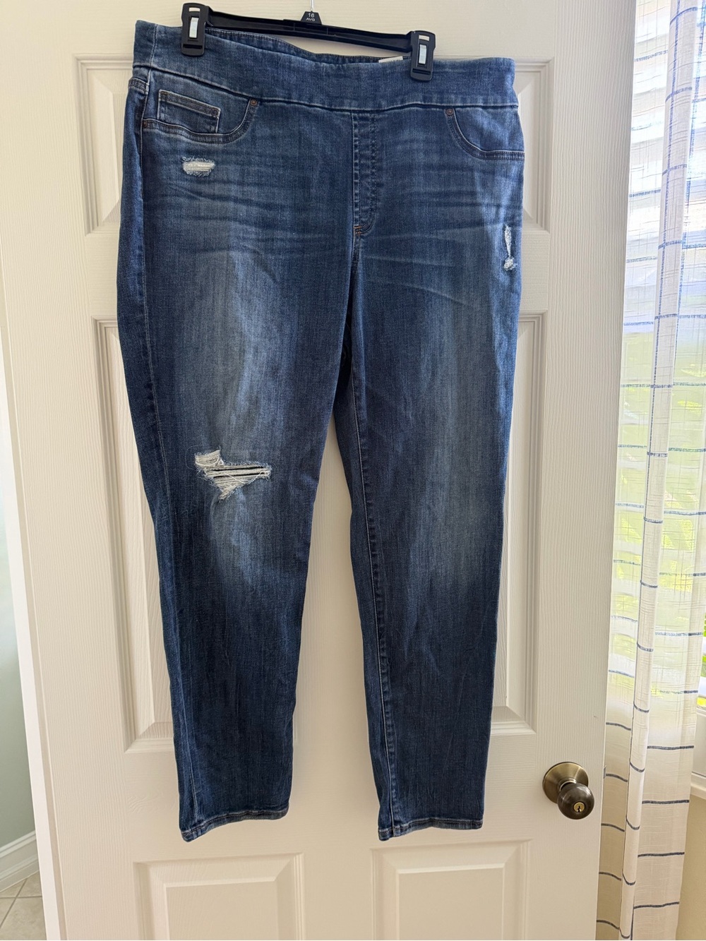 Chico's Dark Wash Distressed Jeggings